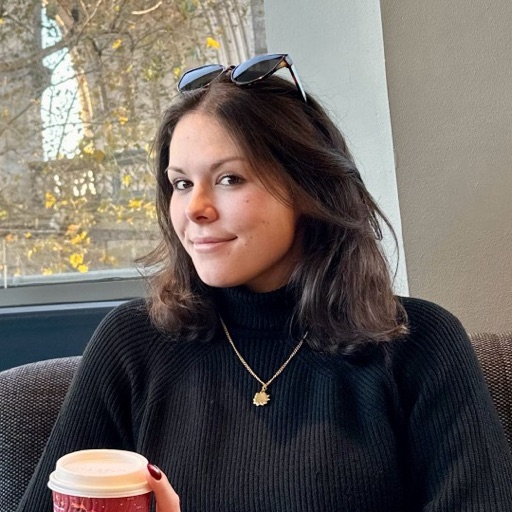 Anička Štechová, Péče o zákazníky